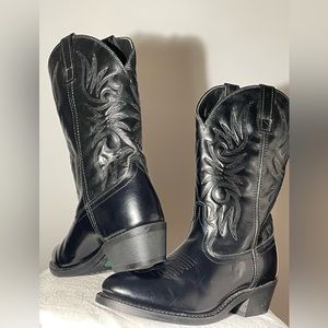 Mens black leather cowboy/western boots